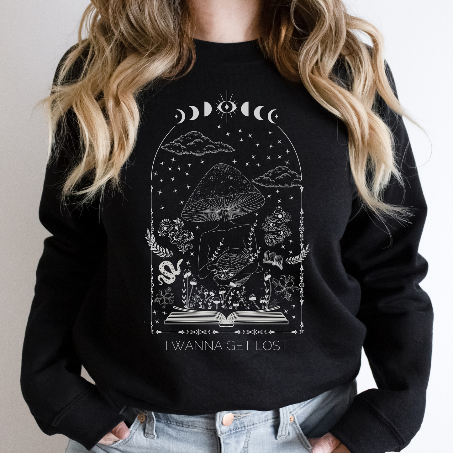 I Wanna Get Lost (in a book) Reading Lovers Heavy Blend™ Crewneck Sweatshirt