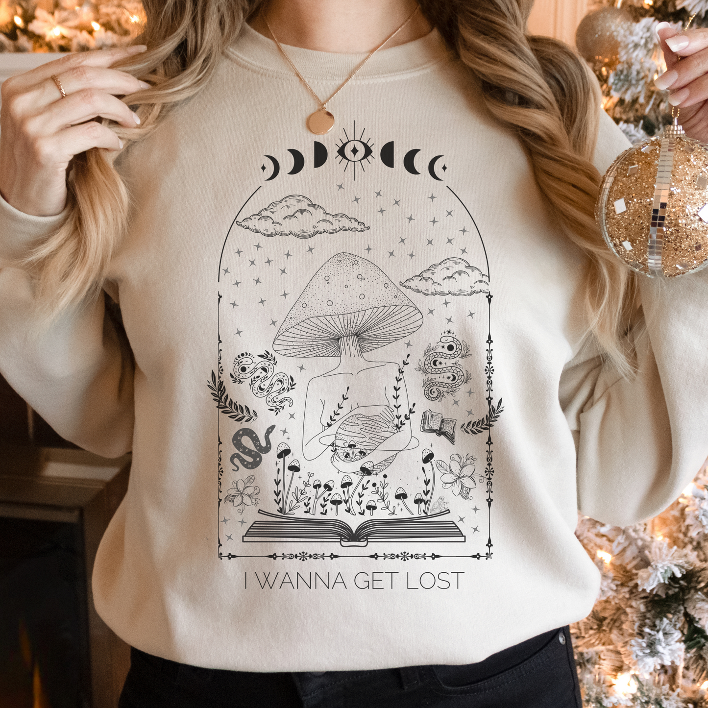 I Wanna Get Lost (in a book) Reading Lovers Heavy Blend™ Crewneck Sweatshirt